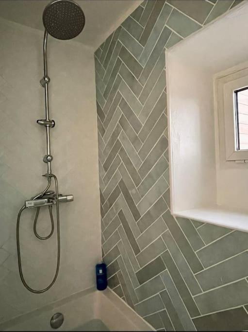 La Marina-Studio, Vue Mer Avec Balneo Deauville Ngoại thất bức ảnh